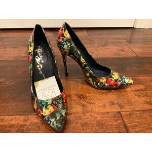 Alice + Olivia Stacey Bendet Floral Patent Leather Pump Heels, Sz 36 (IT) 6 (US)